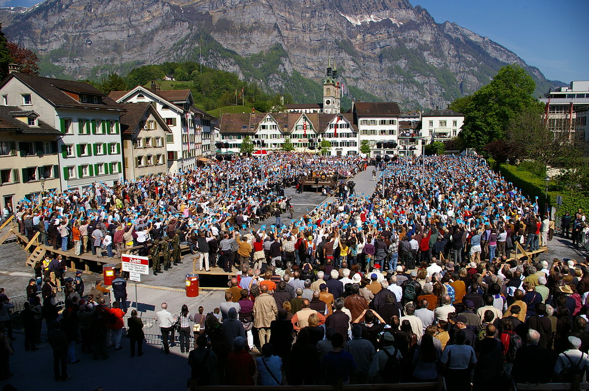 Votação por contraste no cantão Glarus. Foto de Marc Schlumpf.